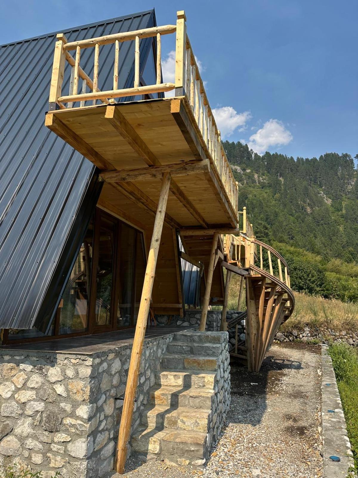 Guest House Kukaj Valbone Exterior photo